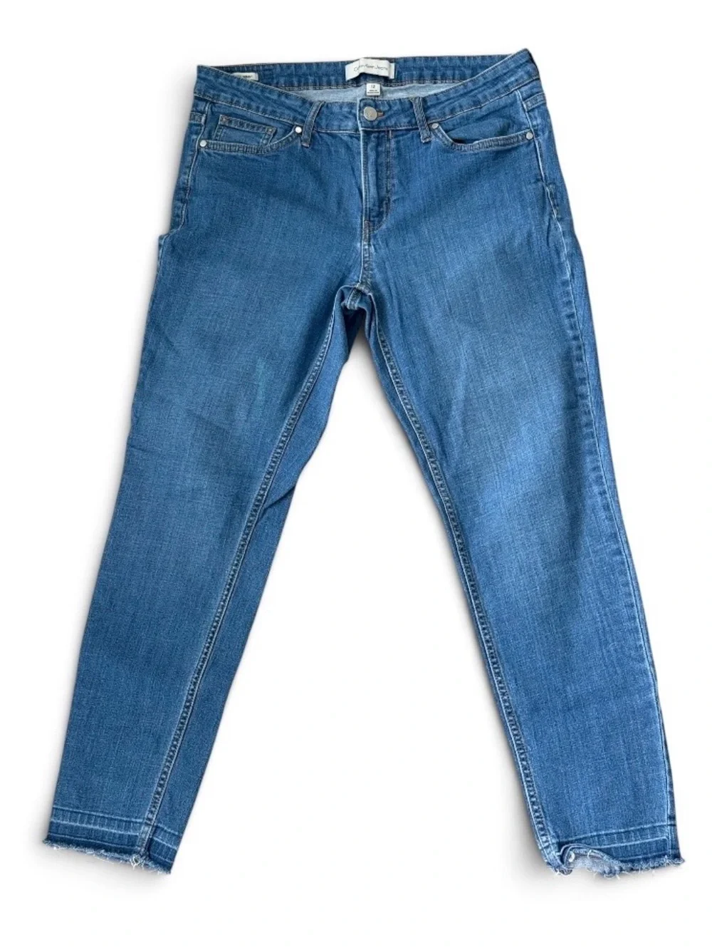 Calvin Klein Jeans 💙 elevate